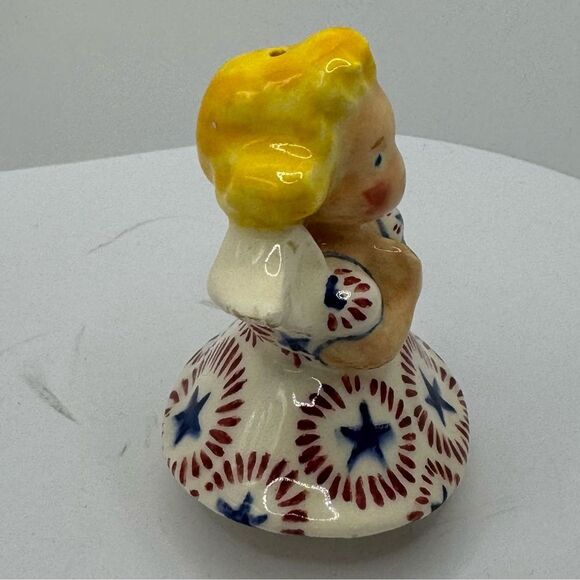 Vintage Angel Figurine with Star Pattern - Picture 4 of 6